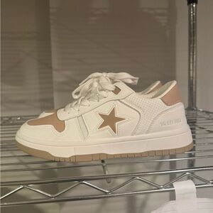 Vintage Havana White and Tan Sneakers